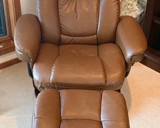 Lounge Chair with Ottoman
