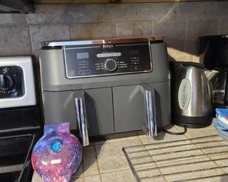 att.Pg 8DDiVA4QUAEYVwBza 8JsAzmYLEyGdgSix1yiPxo