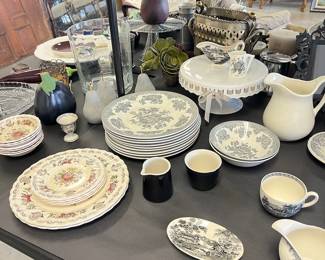 vintage dinnerware