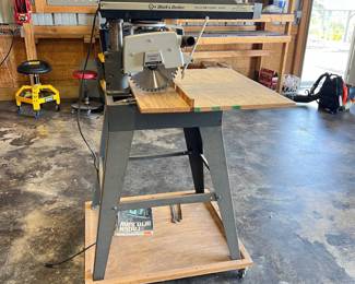 Black & Decker Deluxe Power Shop radial arm saw