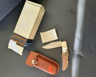 Browning Knife in Box
