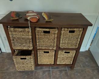 SOLID WOOD STORAGE CHEST