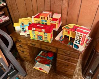 Fisher Price Little People Playsets 