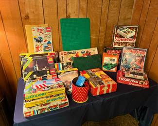 Lego sets and vintage games