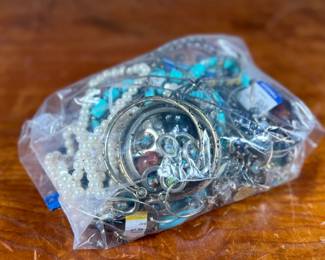 This lot features a collection of quality costume jewelry with a total approx. weight of 2.5lbs.
