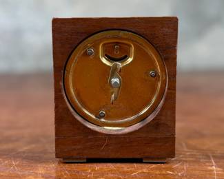 This lot features an Art Deco style 8-day clock manufactured by Seth Thomas in good working condition.