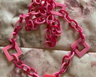 chunky vintage necklace