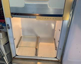Vintage Westinghouse True-Temp refrigerator -Works!