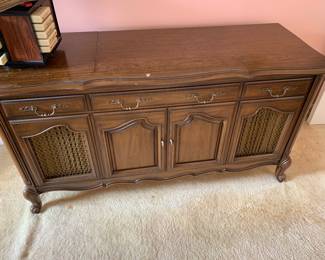 Vintage Magnavox stereo. It works!