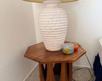 Beehive style table lamp and MCM mid century side table