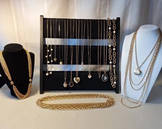 Large GoldTone Necklace Lot  Chains, Pendants  Statement Pieces