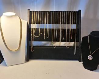 Large Assorted Necklace Lot  Gold  SilverTone Chains