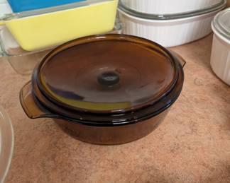 Vintage brown Anchor Hocking Amber Fire King casserole dish with lid