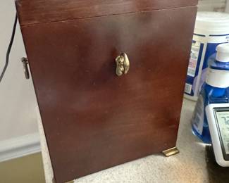 BOMBAY COMPANY Mahogany Decanter Box 