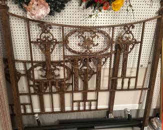 Vintage castioroon head and footboard (full/queen)