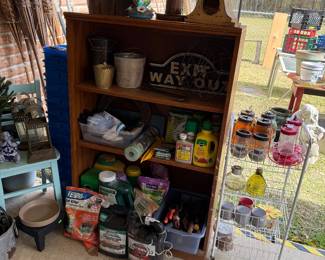 Lawn and garden items