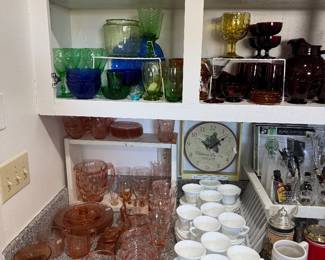 Vintage glassware, milk glass