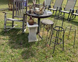 Lawn and garden items