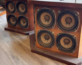 Vtg Bose Speakers 901 Series I