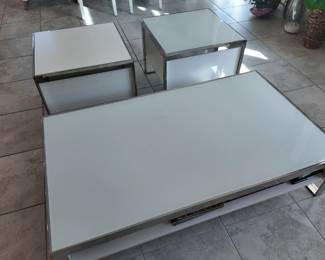 High quality coffee and end table set