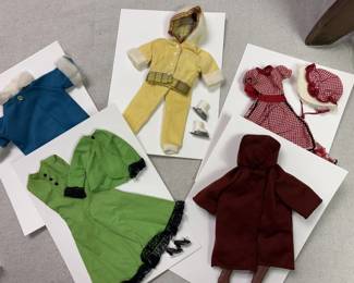Vintage Barbie doll outfits w/accessories 
