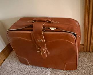 Vintage Leather luggage - 5 pcs - all sold separately