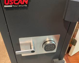 Uscan digital large safe
