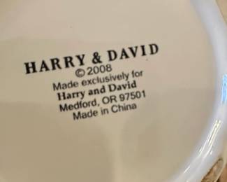 Harry  David Birdsong Teapot second image