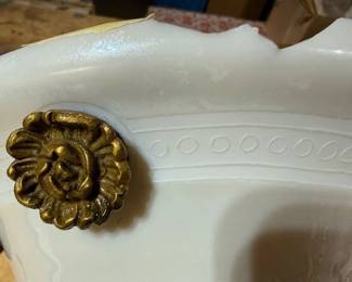 Chips on one side of rim.  https://modestlambestatesales.hibid.com/