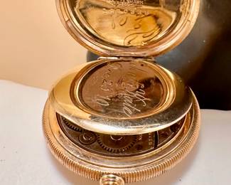 Elgin 17 Jewel Ladies Pocket Watch. 