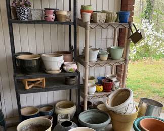 Planting season is upon us, pots galore!!