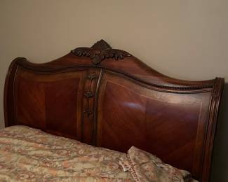Look at the detail on this queen size sleigh bed