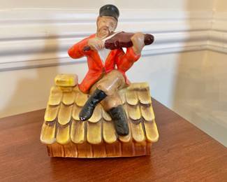 Vintage Fiddler on the Roof music box