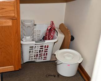 1033Laundry Room