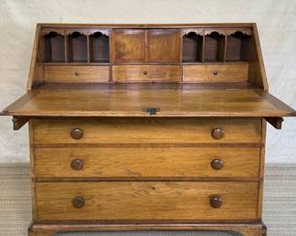 Appears to be Chestnut