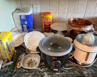 Rice cooker
Kitchen cooking machines