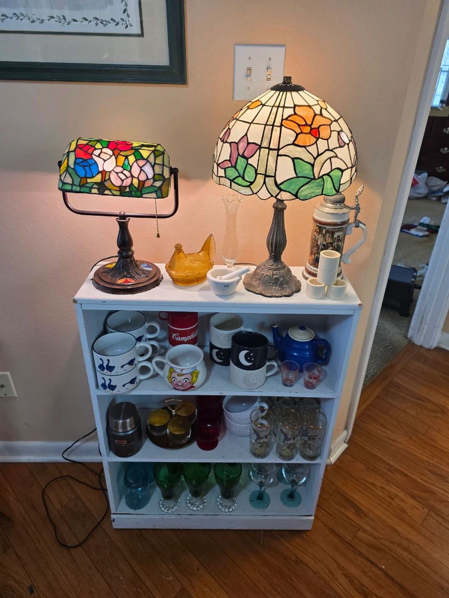 Tiffany style lamps, kitchenware
