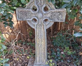 Large heavy Celtic cross