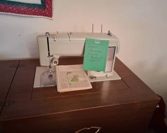 Singer machine and cabinet