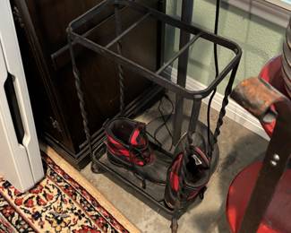 Iron umbrella stand 