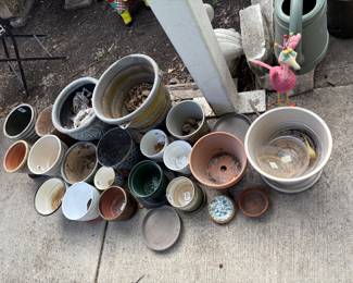 Pots, ceramic 