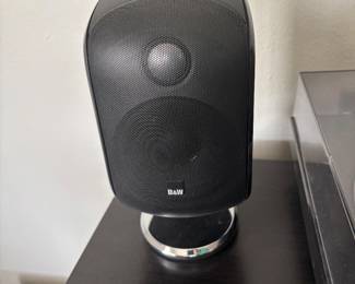 B&W speakers (Bowers and Wilkins) 