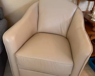 Pair of beige leather swivel chairs (1 of 2)