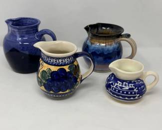 33 4PotteryPitchers