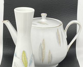 243 RosenthalColorfulLeavesVaseArzbergAngelLeafTeapot