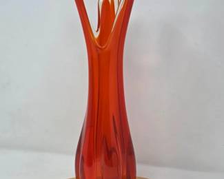 149 MuranoStyleMidCenturyModernPersimmonSwungGlassVase