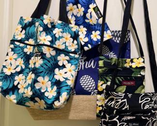244 AlohaKukuiNutLeisTotesCrossBodiesZipperPouches