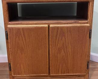 59 SmallOakVeneerMediaCabinet