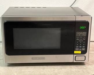 222 BLACKDECKER11CuFtMicrowaveOvenNIB