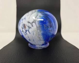 246 AlaskanHandBlownArtGlassPaperweight